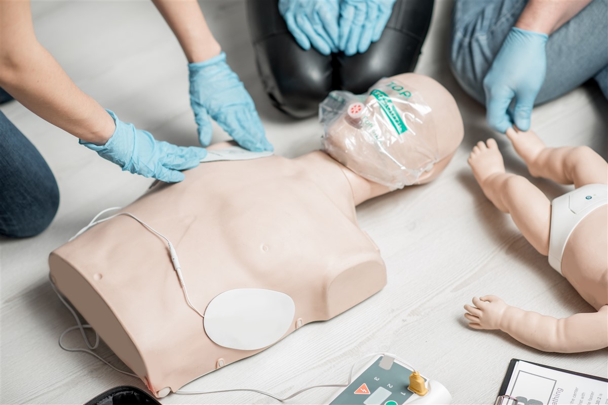 Formation aux défibrillateurs