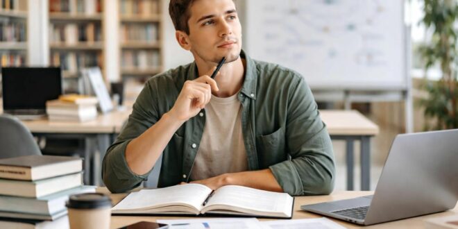 découvrez les étapes clés et les conseils pratiques pour réussir votre passage d'un bts muc à une licence, et optimiser votre parcours universitaire.