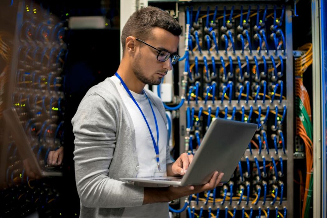 administration systèmes réseaux informatique
