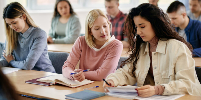 écoles de communication